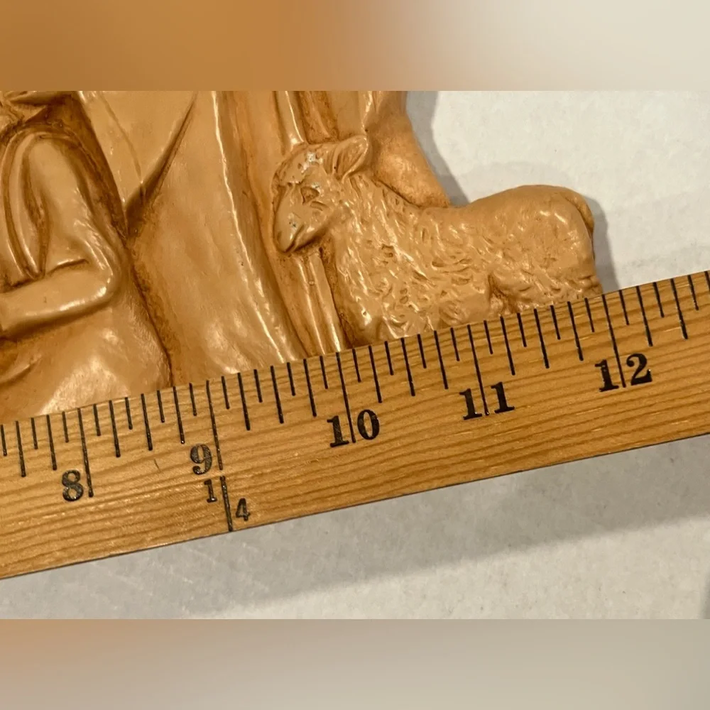 Holy Family Nativity Wall Hanging Christmas Decoration BeigePlastic Resin FLAWED